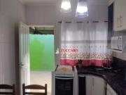 Casa com 5 dormitórios à venda, 240 m² por R$...