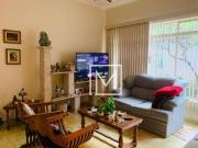 Casa com 5 dormitórios à venda, 242 m² por R$...