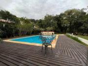 Casa com 5 dormitórios à venda, 250 m² por R$...