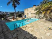 Casa com 5 dormitórios à venda, 260 m² por R$...