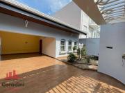 Casa com 5 dormitórios à venda, 275 m² por R$...
