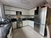 Casa com 5 dormitórios à venda, 277 m² por R$...