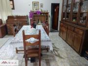 Casa com 5 dormitórios à venda, 280 m² por R$...