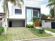 Casa com 5 dormitórios à venda, 281 m² por R$...