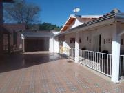Casa com 5 dormitórios à venda, 295 m² por R$...