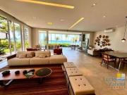 Casa com 5 dormitórios à venda, 300 m² por R$...