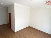 Casa com 5 dormitórios à venda, 300 m² por R$...