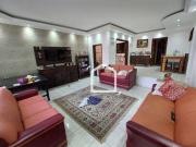 Casa com 5 dormitórios à venda, 300 m² por R$...