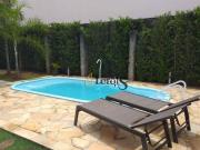 Casa com 5 dormitórios à venda, 300 m² por R$...