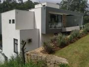 Casa com 5 dormitórios à venda, 300 m² por R$...