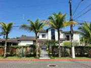 Casa com 5 dormitórios à venda, 301 m² por R$...