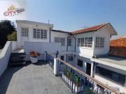 Casa com 5 dormitórios à venda, 305 m² por R$...