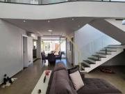 Casa com 5 dormitórios à venda, 320 m² por R$...