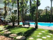 Casa com 5 dormitórios à venda, 320 m² por R$...