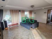 Casa com 5 dormitórios à venda, 326 m² por R$...