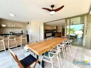 Casa com 5 dormitórios à venda, 335 m² por R$...