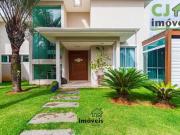 Casa com 5 dormitórios à venda, 342 m² por R$...