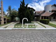 Casa com 5 dormitórios à venda, 355 m² por R$...