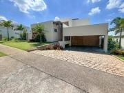 Casa com 5 dormitórios à venda, 367 m² por R$...