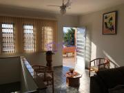 Casa com 5 dormitórios à venda, 375 m² por R$ 1.800.000...
