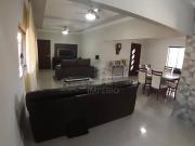 Casa com 5 dormitórios à venda, 400 m² por R$...