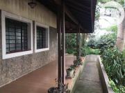 Casa com 5 dormitórios à venda, 400 m² por R$...