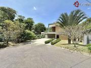 Casa com 5 dormitórios à venda, 401 m² por R$...