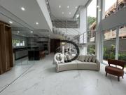 Casa com 5 dormitórios à venda, 416 m² por R$...