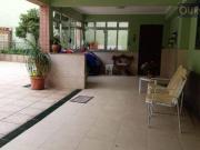 Casa com 5 dormitórios à venda, 420 m² por R$...