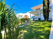 Casa com 5 dormitórios à venda, 421 m² por R$...