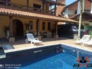 Casa com 5 dormitórios à venda, 426 m² por R$...