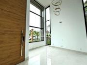 Casa com 5 dormitórios à venda, 426 m² por R$...