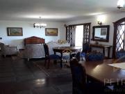 Casa com 5 dormitórios à venda, 435 m² por R$...