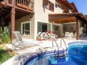 Casa com 5 dormitórios à venda, 440 m² por R$...