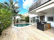 Casa com 5 dormitórios à venda, 440 m² por R$...
