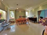 Casa com 5 dormitórios à venda, 445 m² por R$...