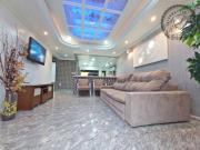 Casa com 5 dormitórios à venda, 450 m² por R$...