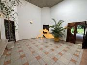 Casa com 5 dormitórios à venda, 450 m² por R$...