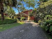 Casa com 5 dormitórios à venda, 459 m² por R$...