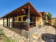 Casa com 5 dormitórios à venda, 460 m² por R$...