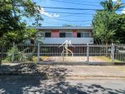 Casa com 5 dormitórios à venda, 466 m² por R$...