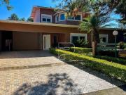 Casa com 5 dormitórios à venda, 473 m² por R$...