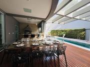 Casa com 5 dormitórios à venda, 477 m² por R$...