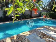 Casa com 5 dormitórios à venda, 480 m² por R$...