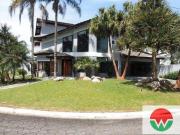 Casa com 5 dormitórios à venda, 480 m² por R$...