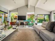 Casa com 5 dormitórios à venda, 480 m² por R$...