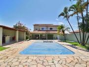 Casa com 5 dormitórios à venda, 482 m² por R$...