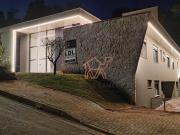 Casa com 5 dormitórios à venda, 495 m² por R$...