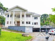 Casa com 5 dormitórios à venda, 500 m² por R$...