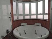 Casa com 5 dormitórios à venda, 500 m² por R$...